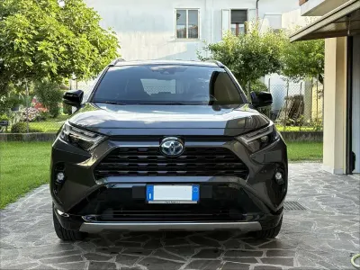 Usata Toyota RAV4 Hybrid Style 178 CV (130 kW) 2024 SUV