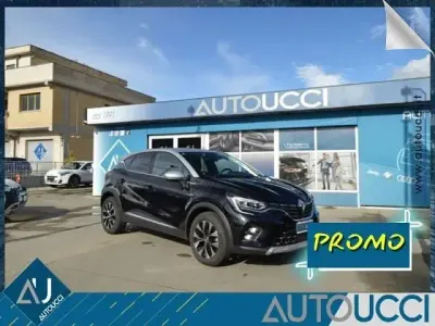 Usata Renault Captur Techno 91 CV (66 kW) 2024 Nero tetto grigio SUV