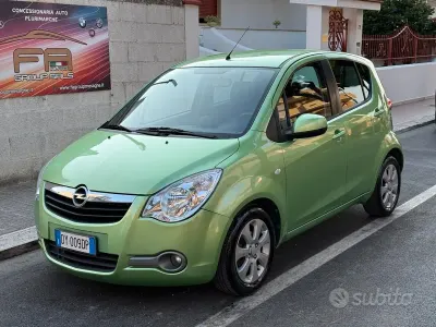 Usata Opel Agila Enjoy 86 CV (63 kW) 2009 Verde Utilitaria