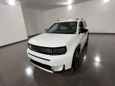 Nuova Fiat Grande Panda La Prima 100 CV (73 kW) 2026 240bianco gelato Utilitaria