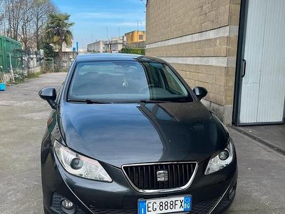 Usata Seat Ibiza 105 CV (77 kW) 2010 Grigio Berlina