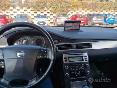 Usata Volvo V70 Summum 185 CV (136 kW) 2008 Marrone Station wagon