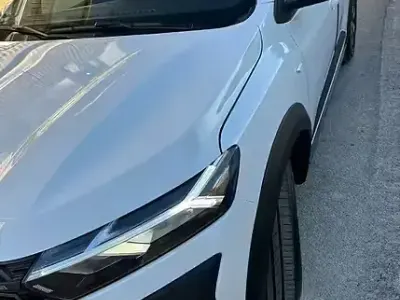 Usata Dacia Sandero 101 CV (74 kW) 2022 Bianco Utilitaria