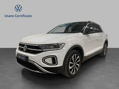 Usata VW T-Roc Style 110 CV (80 kW) 2023 Pure white nero SUV
