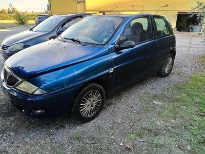 Usata Lancia Ypsilon 2000 Blu Utilitaria