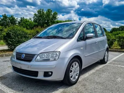 Usata Fiat Idea Active 95 CV (69 kW) 2006 Grigio Monovolume