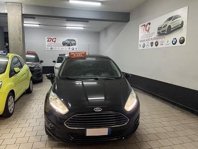 Usata Ford Fiesta Titanium 95 CV (69 kW) 2016 Nero Berlina