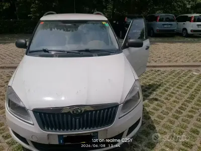 Usata Skoda Fabia 60 CV (44 kW) 2011 Bianco Station wagon