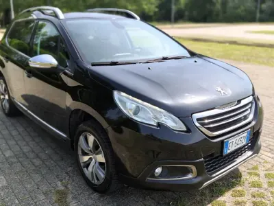 Usata Peugeot 2008 Allure 92 CV (67 kW) 2014 Nero SUV