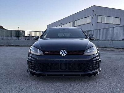 Usata VW Golf VII Business 230 CV (169 kW) 2015 Berlina