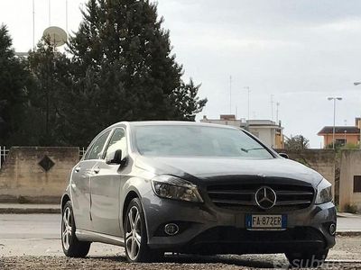 Usata Mercedes A180 109 CV (80 kW) 2015 Berlina
