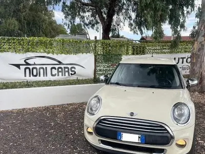Usata Mini One D 116 CV (85 kW) 2014 Beige Utilitaria