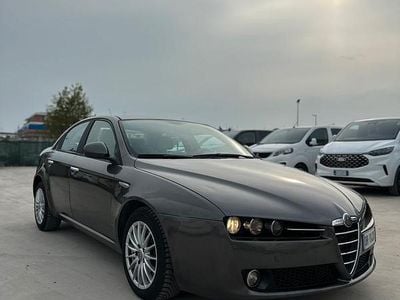Usata Alfa Romeo 159 150 CV (110 kW) 2007 Grigio Berlina