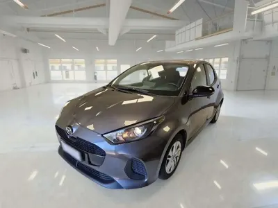 Usata Mazda 2 Center-Line 92 CV (67 kW) 2024 Grigio Utilitaria