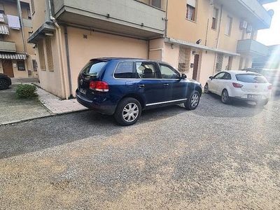 Usata VW Touareg 174 CV (127 kW) 2006 Blu SUV