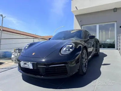 Usata Porsche 911 Carrera 385 CV (283 kW) 2021 Nero Coupé