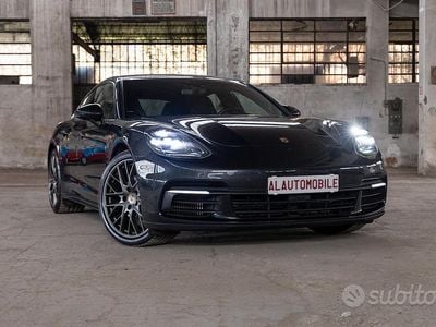 Usata Porsche Panamera 330 CV (242 kW) 2019 Grigio Berlina