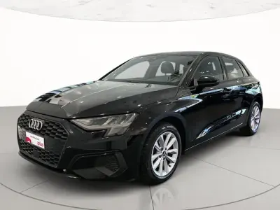 Usata Audi A3 Business 150 CV (110 kW) 2022 Nero brillante Berlina