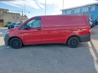 Usata Mercedes Vito 102 CV (75 kW) 2020 Rosso Furgone