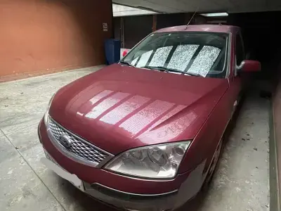 Usata Ford Mondeo 115 CV (84 kW) 2005 Viola Berlina