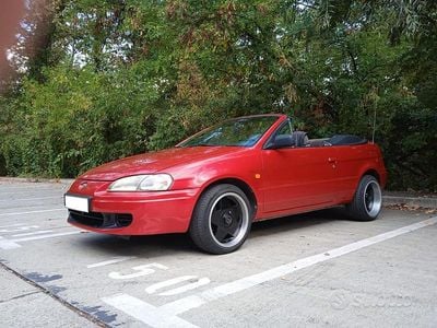 Begagnad Toyota Paseo 90 HK (66 kW) 1997 Röd Cab