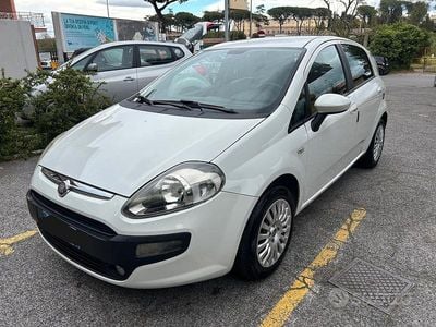 Usata Fiat Punto Evo Dynamic 69 CV (50 kW) 2011 Bianco Utilitaria