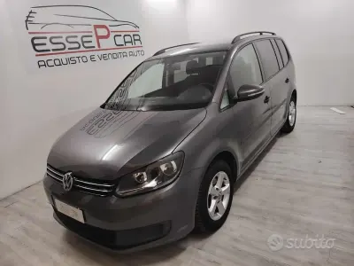 Usata VW Touran Comfortline 105 CV (77 kW) 2012 Grigio Monovolume