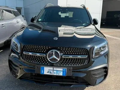 Usata Mercedes GLB200 Premium 150 CV (110 kW) 2021 Nero SUV