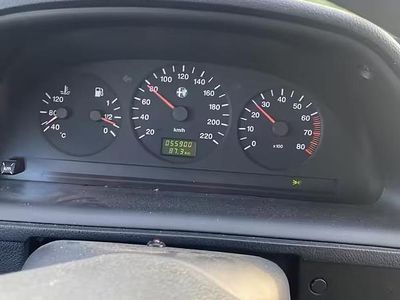 Usata Alfa Romeo 146 103 CV (75 kW) 1995 Rosso Utilitaria