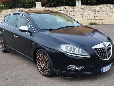 Usata Lancia Delta 200 CV (147 kW) 2011 Utilitaria