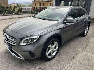 Usata Mercedes GLA180 Business 109 CV (80 kW) 2018 Grigio SUV