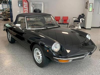 Usata Alfa Romeo Spider Veloce 104 CV (76 kW) 1981 Nero Cabrio