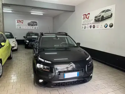 Usata Citroën C4 Cactus Shine 99 CV (72 kW) 2016 Nero Utilitaria