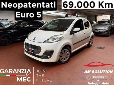 Usata Peugeot 107 68 CV (50 kW) 2012 Bianco Utilitaria