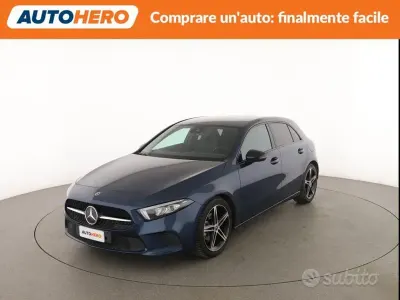 Begagnad Mercedes A180 116 HK (85 kW) 2019 Blå Sedan