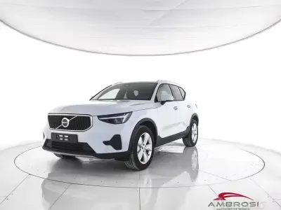 Nuova Volvo XC40 163 CV (119 kW) 2026 Cloud blue SUV