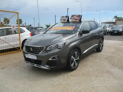 Usata Peugeot 3008 S 120 CV (88 kW) 2018 Grigio SUV