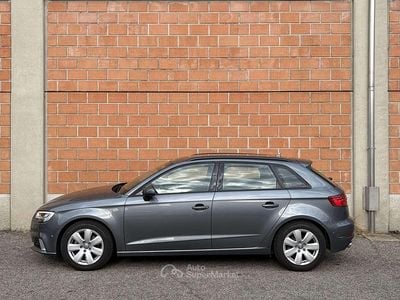 Usata Audi A3 Sport 150 CV (110 kW) 2018 Grigio monsone Berlina
