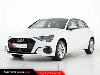 Usata Audi A3 Business 116 CV (85 kW) 2022 Bianco ibis Berlina