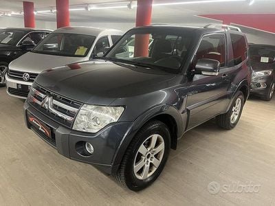 Usata Mitsubishi Pajero 170 CV (125 kW) 2007 Blu/azzurro SUV