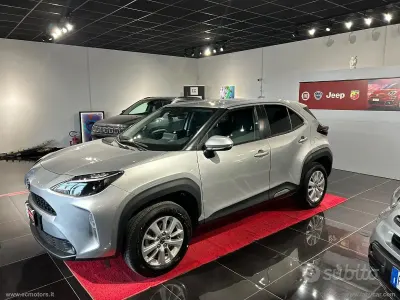 Usata Toyota Yaris Cross 92 CV (67 kW) 2024 SUV