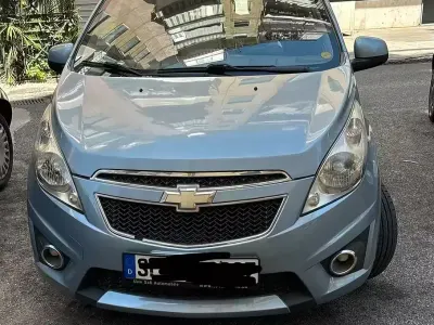 Begagnad Chevrolet Spark 81 HK (59 kW) 2010 Blå Halvkombi