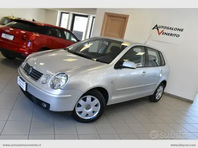Usata VW Polo Comfortline 75 CV (55 kW) 2004 Argento Utilitaria