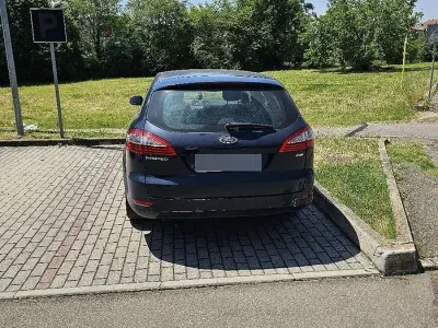 Gebraucht Ford Mondeo 140 PS (102 kW) 2010 Kombi