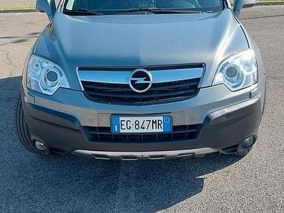 Usata Opel Antara 150 CV (110 kW) 2011 Grigio SUV