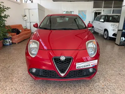 Usata Alfa Romeo MiTo 77 CV (56 kW) 2016 Rosso Utilitaria
