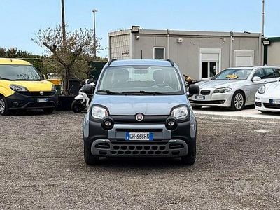 Begagnad Fiat Panda Cross Cross 71 HK (52 kW) 2021 Grå Halvkombi