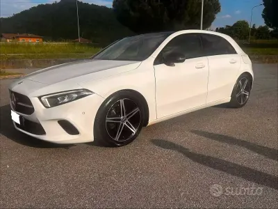 Usata Mercedes A180 116 CV (85 kW) 2018 Bianco Berlina