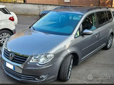 Usata VW Touran 101 CV (74 kW) 2010 Monovolume