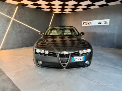 Begagnad Alfa Romeo 159 Distinctive 150 HK (110 kW) 2008 Grå Kombi
